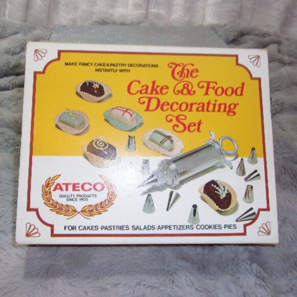 H-472 VINTAGE COMPLETE SET THE CAKE AND FOOD DECORATING SET BY ATECO - Picture 1 of 11